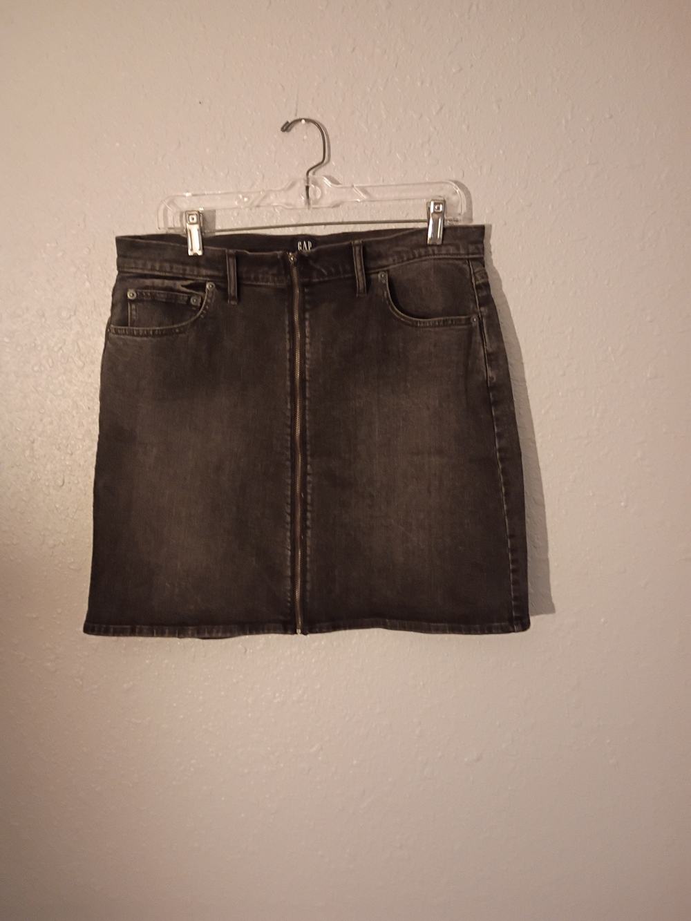 GAP Women's Charcoal Denim Front-Zip Mini Skirt